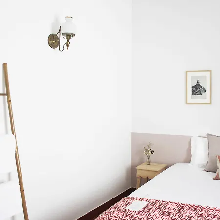 Foral - 게스트하우스 오비도스